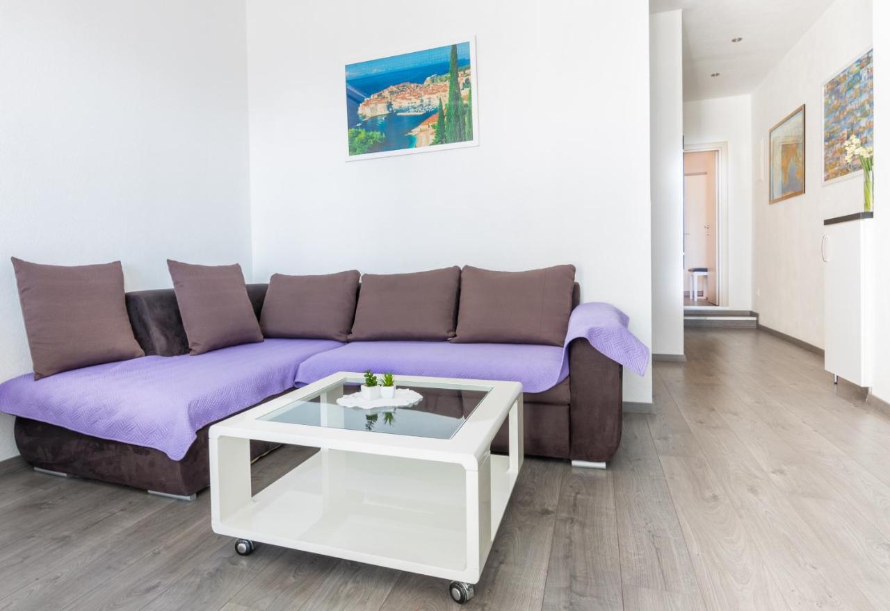 Apartments Mate Tučepi Екстериор снимка