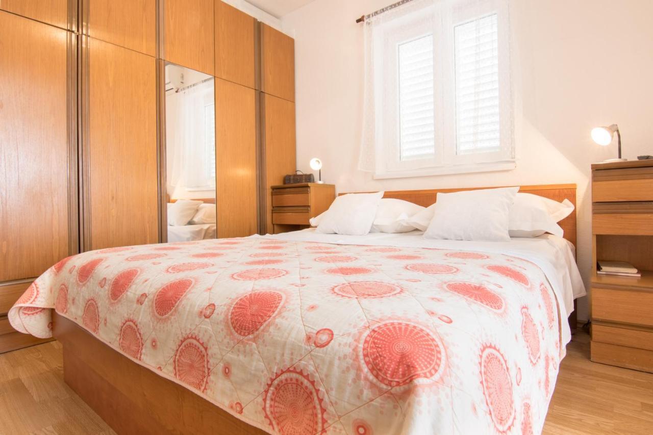 Apartments Mate Tučepi Екстериор снимка